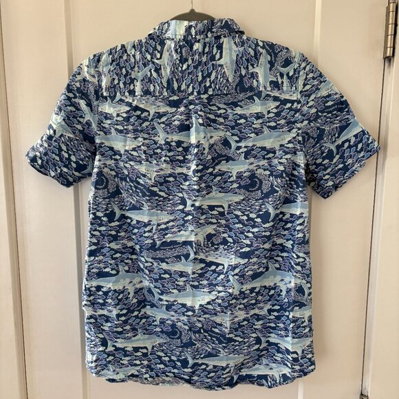 Vineyard Vines x Target Button Down Shirt Boys XL Blue Shark Fish Cruise Preppy - Picture 6 of 8